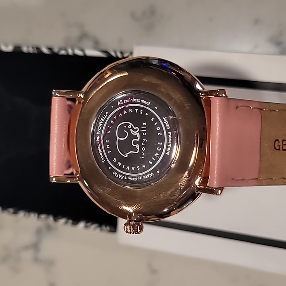 BNWT Ivory Ella's watch - Picture 3 of 5